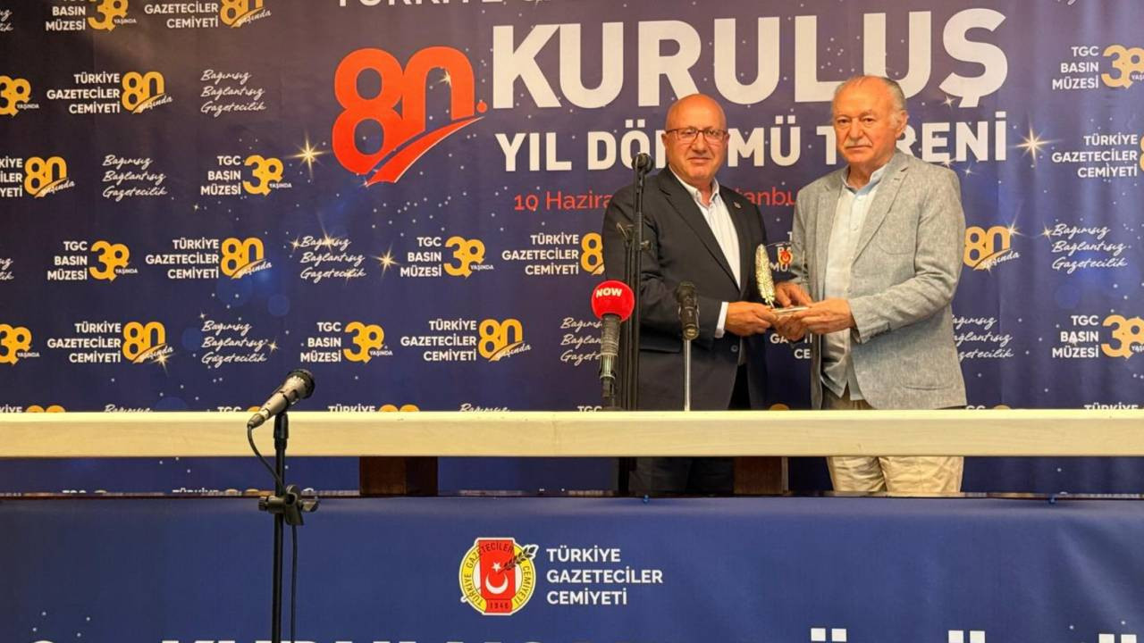 TGC'den gazetemiz yazarı Doğan Özgüden'e 'onur' pl