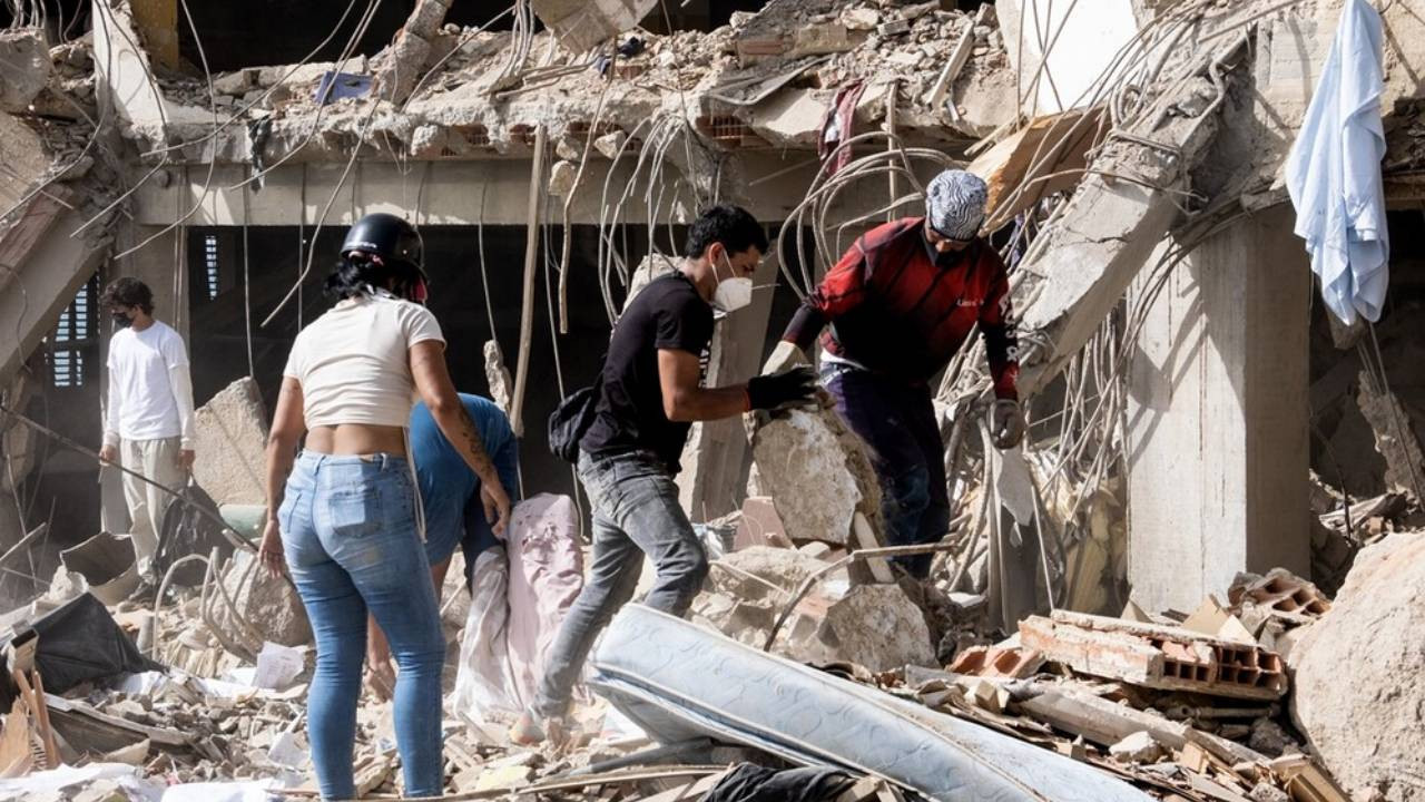 Venezuela'da arama kurtarma çalışmaları sürüyor: Can kaybı 1450'yi aştı