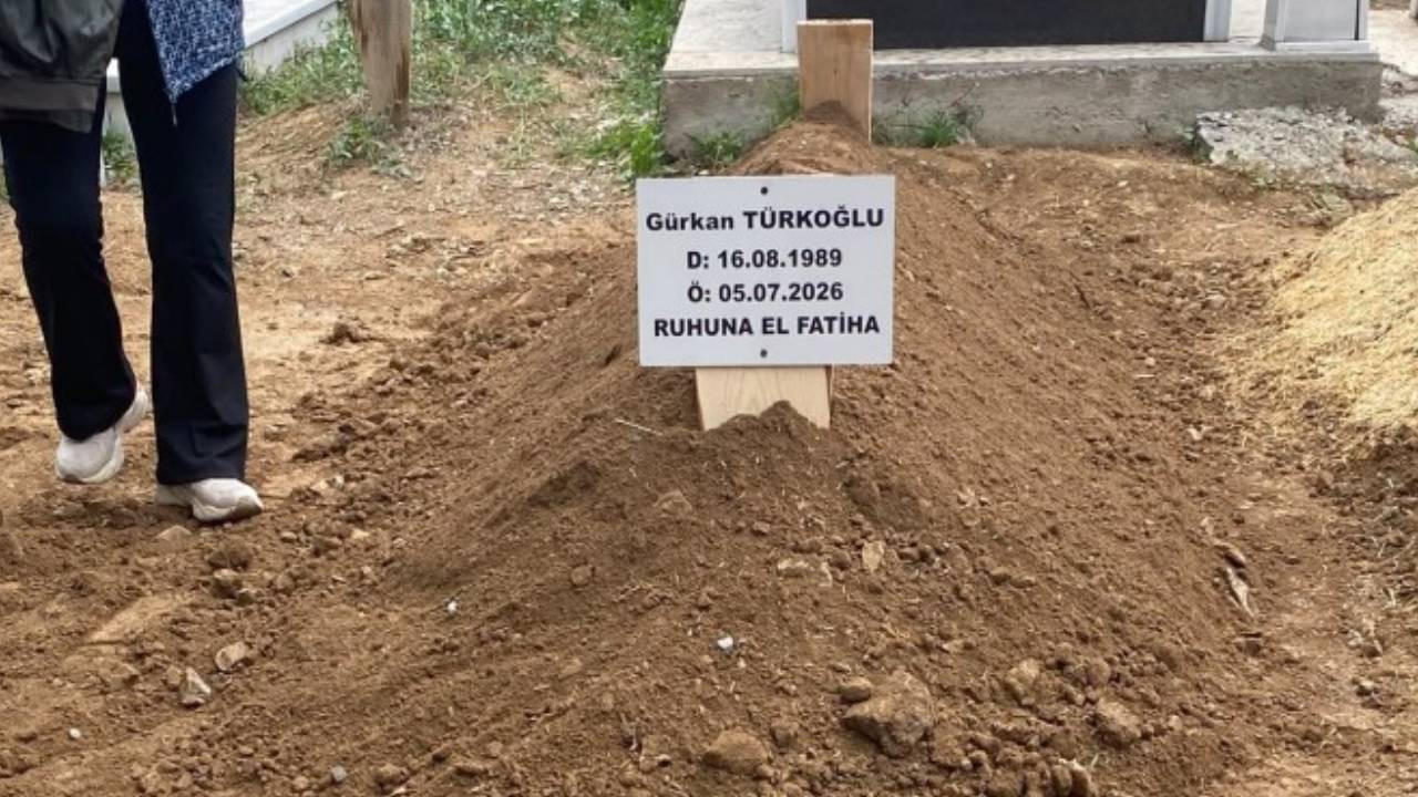 'Kutu tipi' cezaevlerine karşı açlık grevinde yaşamını yitiren Gürkan Türkoğlu defnedildi