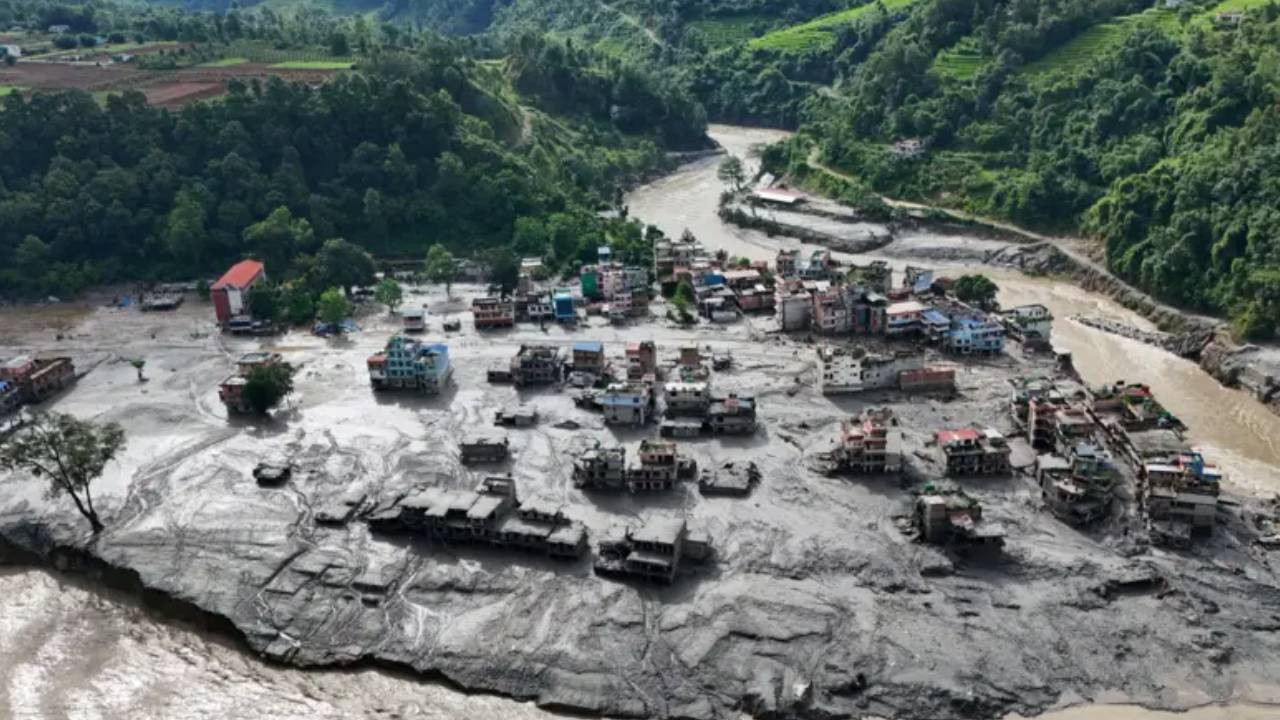 Nepal'de can kaybı 489’a çıktı, binden fazla kişi kayıp