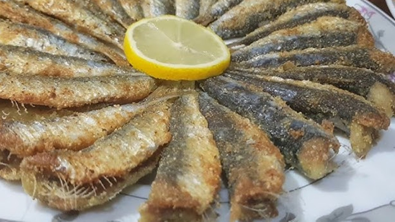 Samsun mutfağında hamsiyi çıtır yapan pratik yöntemler