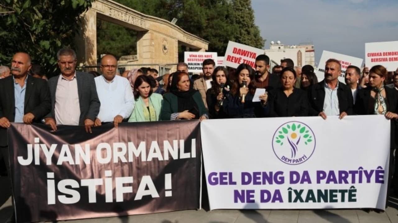 DEM Parti'den ihraç edilen Jiyan Ormanlı'nın istifası istendi
