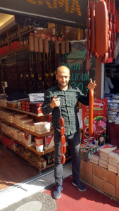Pastırma ve sucuk hırsızlığına maketli çözüm - Resim : 1