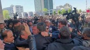 Sırrı Süreyya Önder’in cenaze töreninde Özel’e saldırı