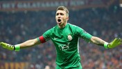 Tüm taraftarı kandırmış, Muslera bombası patladı!