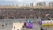 Siyaset&ccedil;ilerden Diyarbakır Newrozu&rsquo;na mesaj... &Ouml;zg&uuml;r &Ouml;zel: 'Tek &ccedil;are barış' | Babacan: Newroz p&icirc;roz be