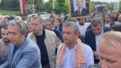 Özgür Özel halkla yürüdü: 'Sarayın seçtiği yönetiyorsa CHP kapatılmıştır'