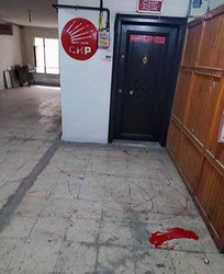 CHP İskilip ilçe Başkanlığı binasına boyalı saldırı - Resim : 1