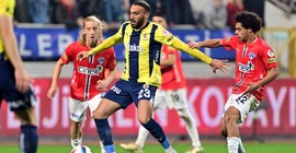 Fenerbahçe, U19 takımıyla sahaya çıkan Kasımpaşa'yı 3-0 yendi