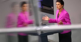 Almanya'da solcu başbakan adayı Wagenknecht: Rusya yaptırımları şirketleri öldürüyor