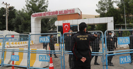 Mardin kayyımı 46 kişiyi daha işten çıkardı