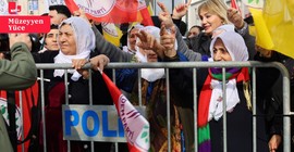 Barış mitinginde Öcalan'ın mesajı okundu: Barışı Ankara’da, İstanbul’da, Amed’te konuşmalıyız