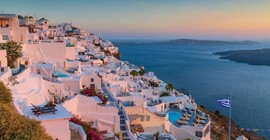 Ege'de sismik hareketlilik: Halk Santorini adasından ayrılıyor