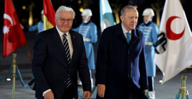 Almanya Cumhurbaşkanı Steinmeier Ankara'da ... Erdoğan: Hepimizin arzusu, kalıcı barışın hüküm sürdüğü bir Suriye