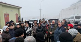 DEM Partili ve EMEP'li vekillerden Antep'te direnişteki işçilere ziyaret