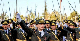İhraç edilen teğmenlerden kararın iptali için ilk dava