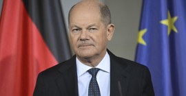 Almanya Başbakanı Scholz: Ukrayna'ya barış gücü gönderme tartışmaları için erken