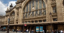 Paris'te tren raylarında İkinci Dünya Savaşı'ndan kalma bomba bulundu