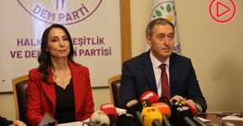 DEM Parti: Görüşmeler sürerken Paris katliamı neyse Kobane de aynı katliamdır