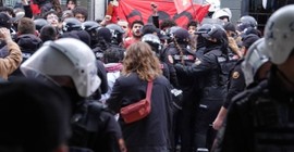 1 Mayıs | Taksim'e çıkmak isteyen kitleye polis saldırdı: En az 400 gözaltı