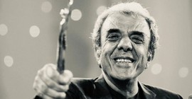 Yönetmen Ali Özgentürk yaşamını yitirdi