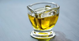 Sağlıklı Olayım Derken Bozuk Yağ Yemeyin! Zeytinyağının Bozulduğu Nasıl Anlaşılır? İşte O Belirtiler!