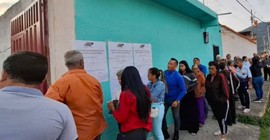 Venezuela seçimlerinde Maduro’nun partisi kazandı