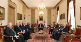 Numan Kurtulmuş komisyon görüşmelerine başladı: Grup başkanvekilleri ve Meclis eski başkanları ile toplantı