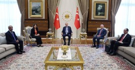Erdoğan-İmralı Heyeti görüşmesi 1 saat sürdü: Yeni aşamayı istişare edeceğiz