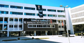Antalya Büyükşehir Belediyesi’ne operasyon: 17 gözaltı