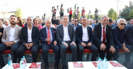 Özel ve Bakırhan'dan Hacı Bektaşi Veli'de süreç mesajı