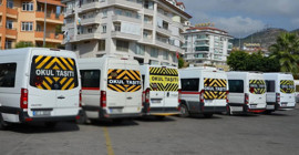 “Kız öğrenciler ön koltuğa oturmayacak” kuralına soruşturma
