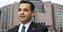 Akın Gürlek, CHP Gençlik Kolları Başkanı Aydın'a 100 bin liralık tazminat davası açtı