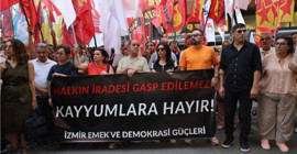 CHP İstanbul İl yönetimine atanan kayyım İzmir'de protesto edildi