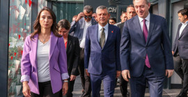 DEM Parti ile CHP görüşmesi... Bakırhan: Bu sadece bir dayanışma ziyareti değil, hukuksuzluğa karşı ortak bir tutum