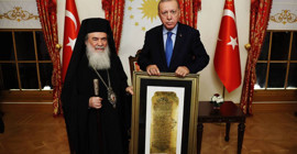 Cumhurbaşkanı Erdoğan, Kudüs Rum Ortodoks Patriği Giannopoulos'u kabul etti