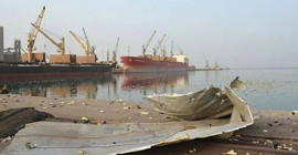 İsrail Yemen'i vurdu: Hudeyde Limanı bombalandı