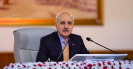 Komisyon toplantısı öncesi Kurtulmuş, grup başkanvekilleriyle bir araya geldi