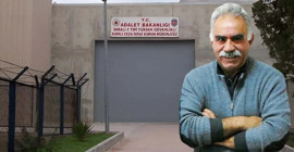 Mehmet Uçum: Komisyonun Öcalan'ı dinlemesi müzakere değil, dinleme faaliyeti anlamına gelir