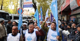 KHK'lere karşı yürüyen KESK'liler Ankara'da ablukaya alındı