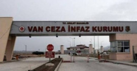 Van'da Ç.B. adlı çocuk 'örgüt üyeliği' iddiasıyla tutuklandı