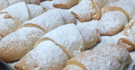 Kıyır kıyır ağızda dağılan elmalı kurabiye! 49 Yıllık ustanın verdiği sır...