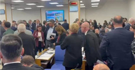 Bütçe görüşmelerinde Akın Gürlek gerginliği