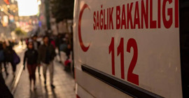 Fatih’te otelde kalan iki kardeş zehirlenme şüphesiyle hastaneye kaldırıldı