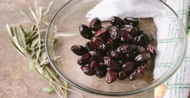 Zeytinin bozulmasını önlemenin yolu: Bu yöntemle asla küflenmeyecek