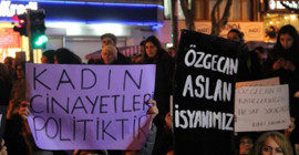 Bingöl'de kadınlar ilk kez gece yürüyüşü düzenledi