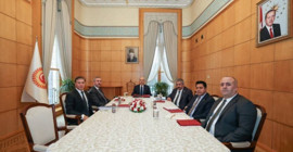 Meclis Komisyonu rapor ekibi Kurtulmuş ile bir araya geldi