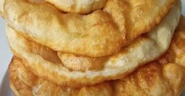 Kahvaltı Sofralarının Yıldızı: Bu Tarifle Pişi Asla Sönmüyor! İzmir Usulü Kabaran Hamur