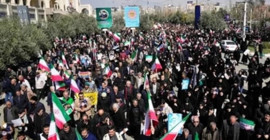 İran'da cuma namazı sonrası ABD ve İsrail protestosu