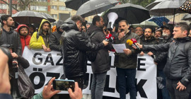 Gazetecilere polis barikatı: 'Basın özgürlüğü hedef alınıyor'